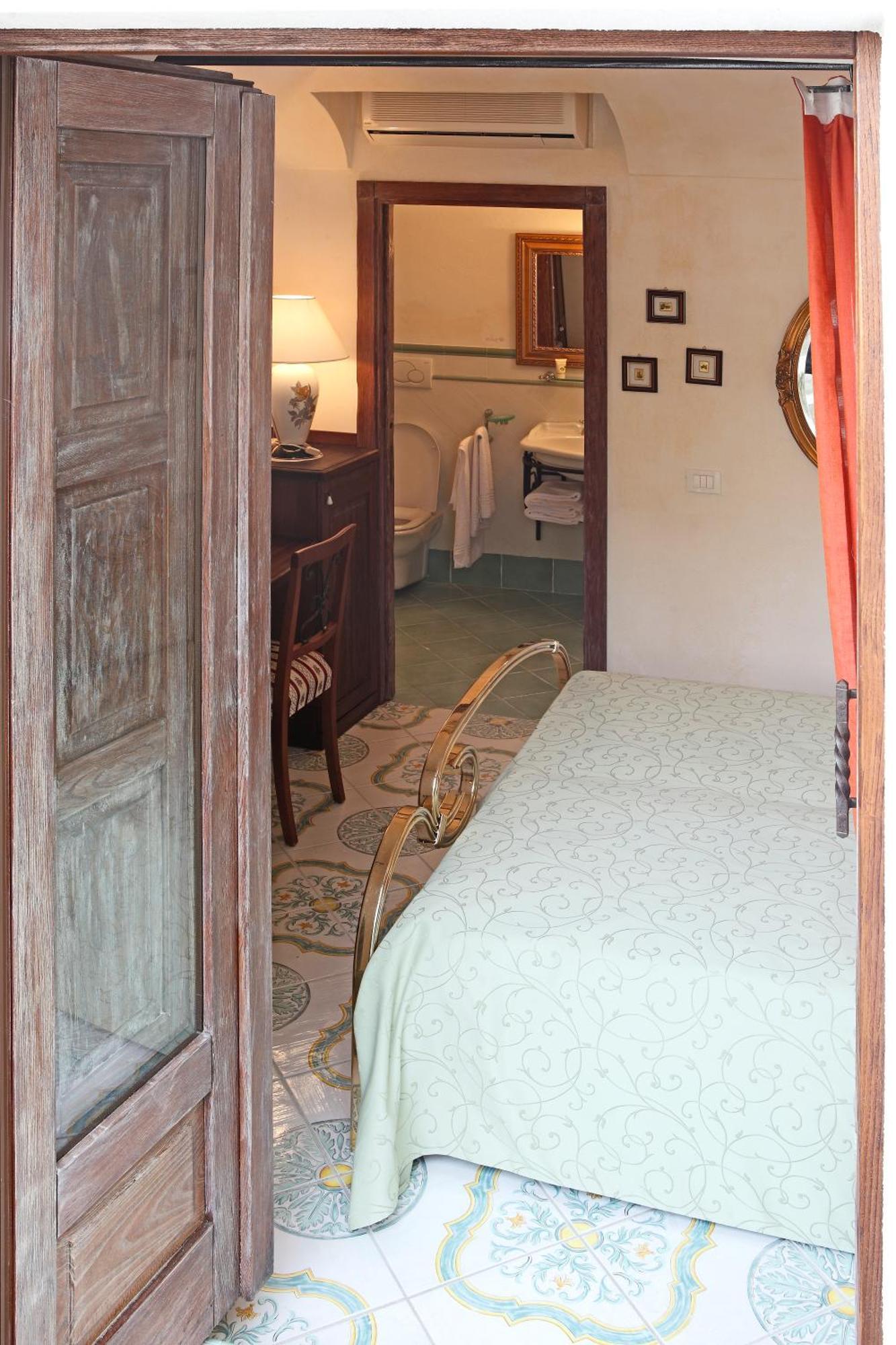 L'Antico Borgo Dei Limoni Bed & Breakfast Amalfi Exterior photo