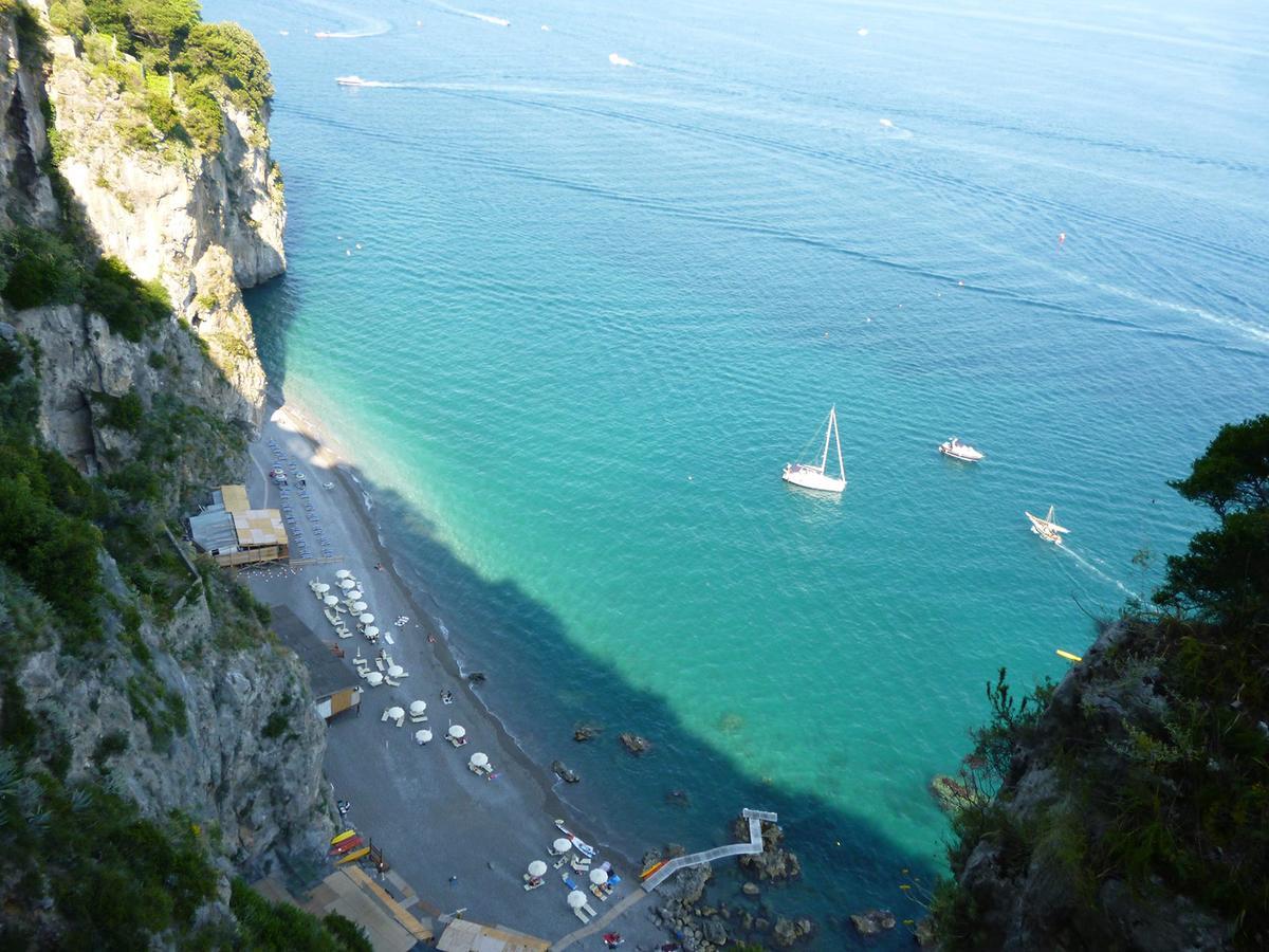 L'Antico Borgo Dei Limoni Bed & Breakfast Amalfi Exterior photo