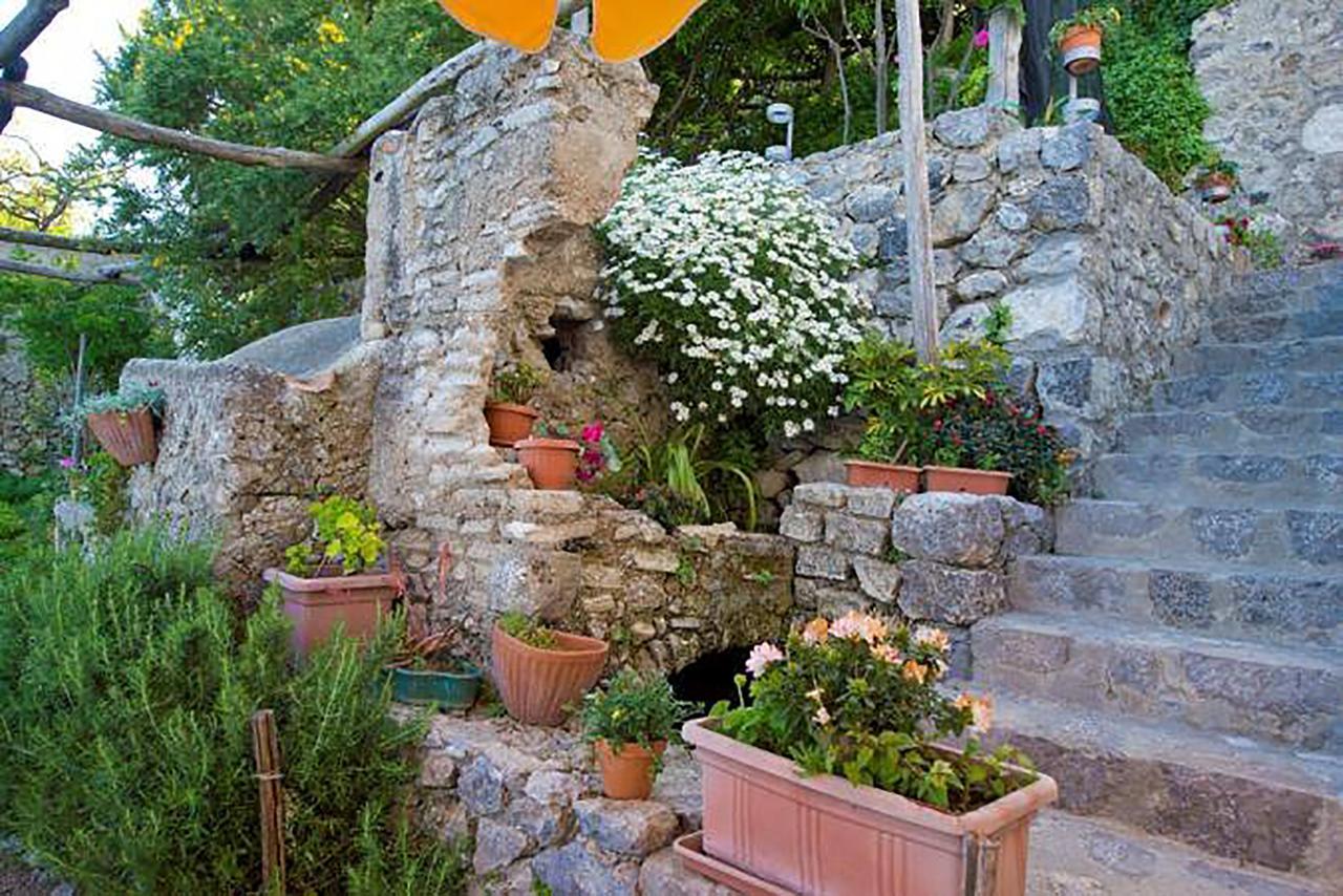 L'Antico Borgo Dei Limoni Bed & Breakfast Amalfi Exterior photo