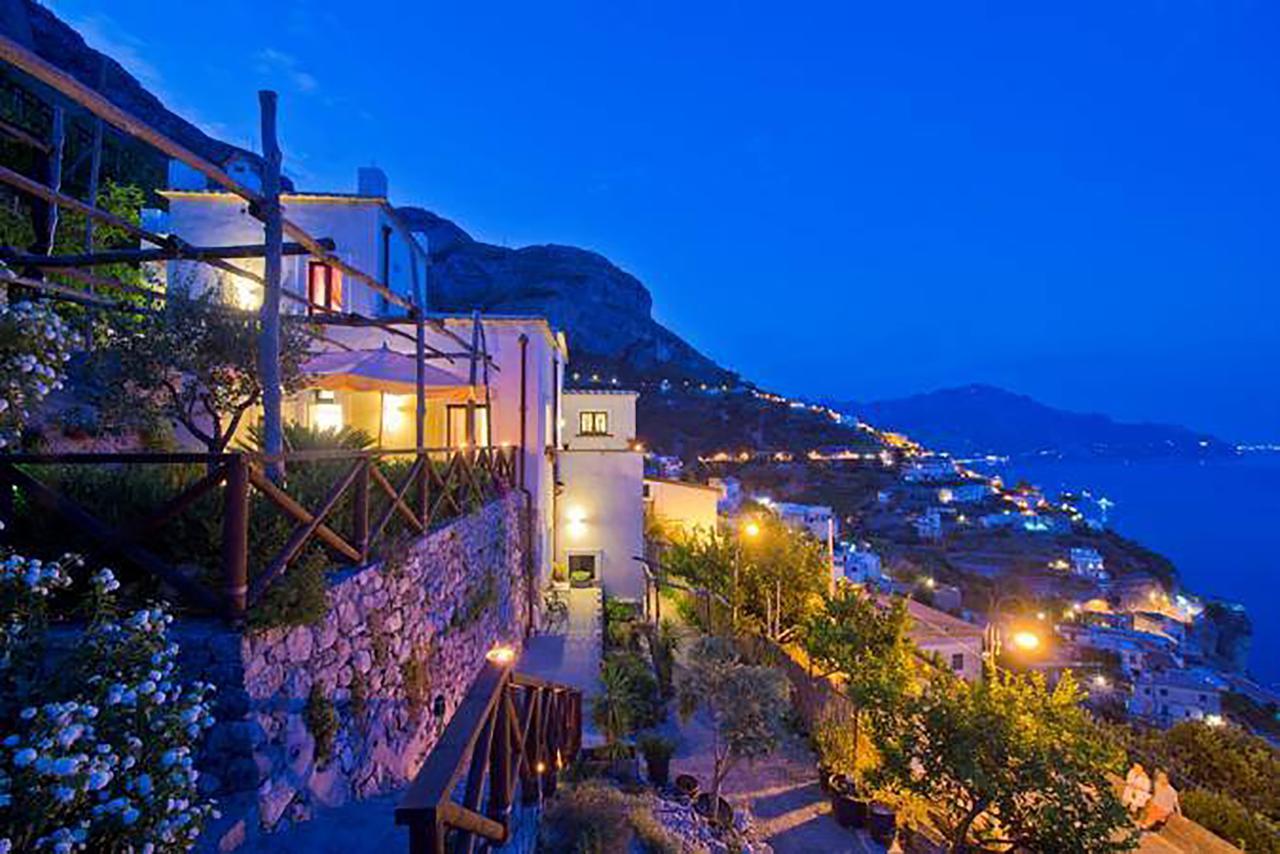 L'Antico Borgo Dei Limoni Bed & Breakfast Amalfi Exterior photo